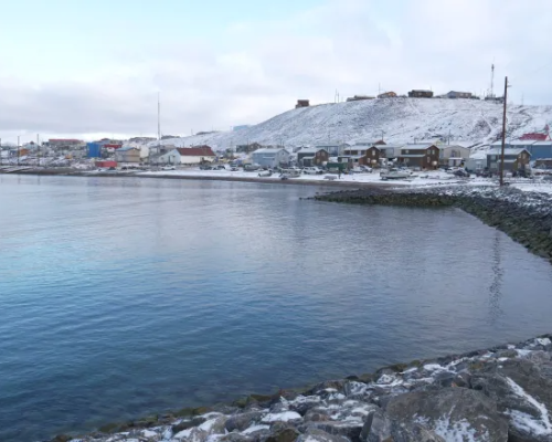 Cruise ship visitors increasingly going to Pond Inlet, fewer to Iqaluit